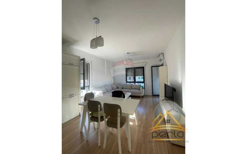 Apartament 2+1+2 për shitje me vendodhje në Don Bosko, te Rruga Egnatia.