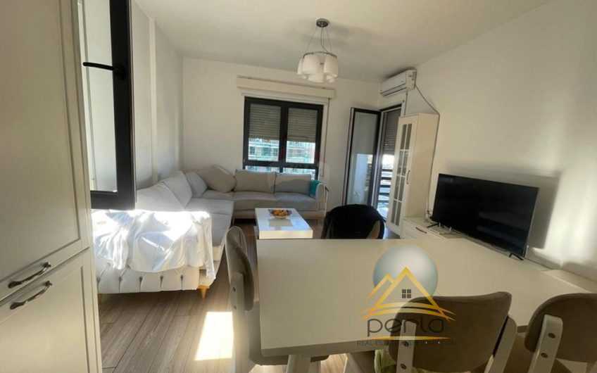 Apartament 2+1+2 për shitje me vendodhje në Don Bosko, te Rruga Egnatia.