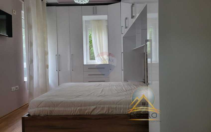 Jepet me qera apartament 2+1+2 me qera Liqeni Thate, Kompleksi FZ.