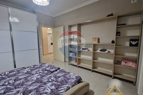 Shitet apartament 1+1 tek rruga Bardhyl