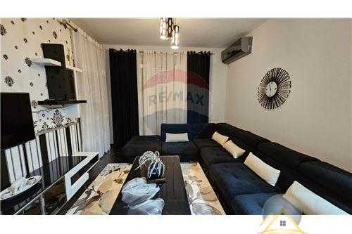 Jepet me qira apartament 3+1 prane Mullirit, Bulevardi Zogu I