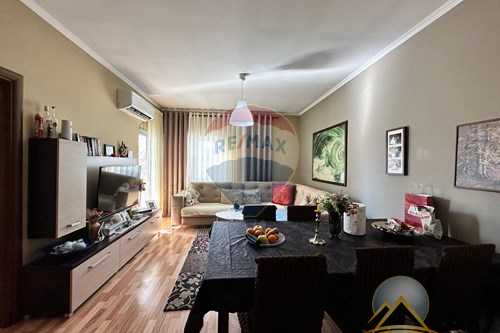 Shitet apartament 1+1 ne Astir , ngjitur me kompleksin Urban Gate