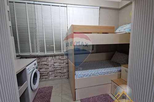 Shitet apartament 1+1 tek rruga Bardhyl