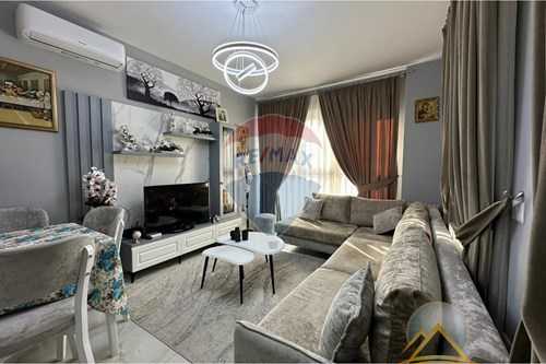Shitet apartament 1+1 ne Don Bosko