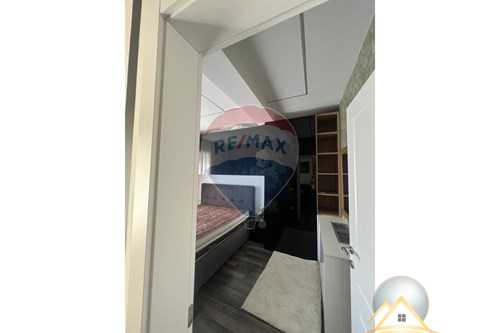 Shitet apartament 2+1 tek Kodra e Diellit