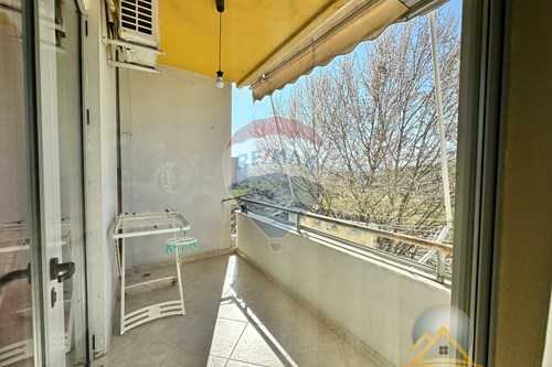 Shitet apartament 1+1 ne Astir , ngjitur me kompleksin Urban Gate