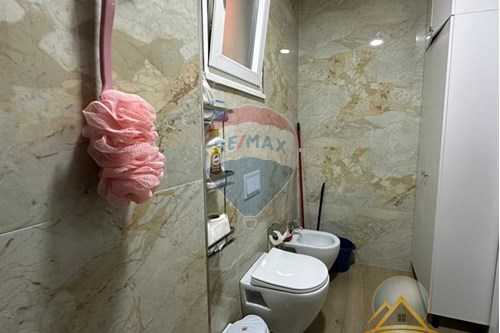 Shitet apartament 1+1 ne Don Bosko