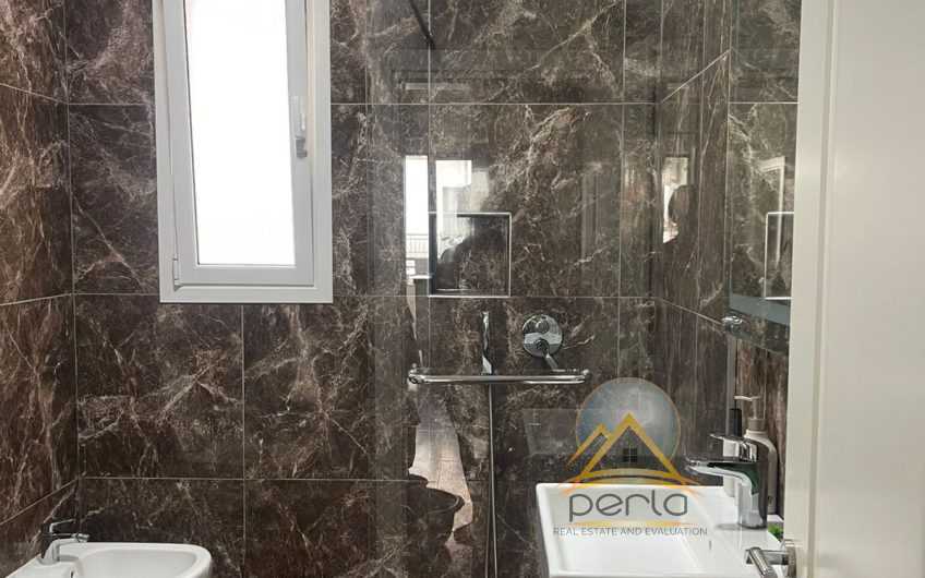 Apartament (2+1+2) plus postparkimi, Yzberisht