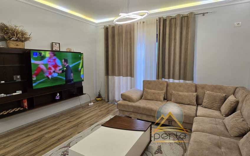 Apartament 3+1 plus postarkimi, në Kompleksi Green City, Unaza e Re