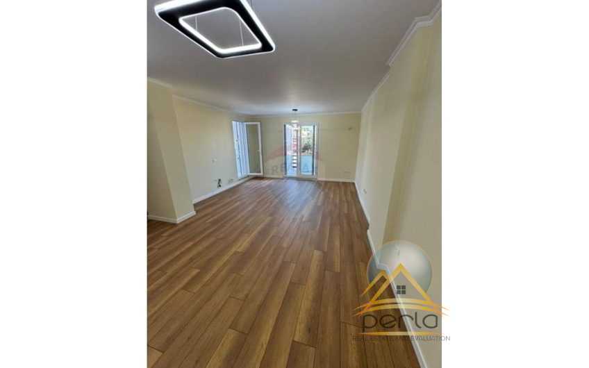 Apartament per shitje 2+1+2 perballe qendres Kristal.