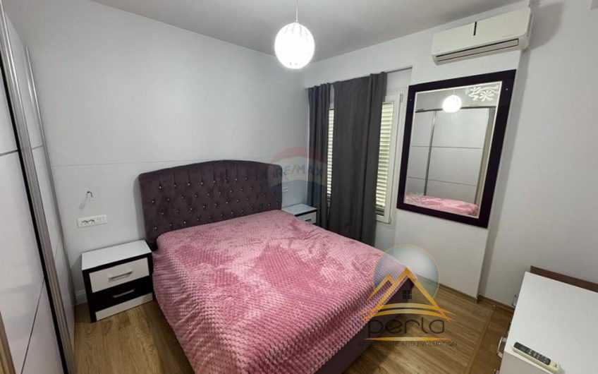 Apartament 2+1 me qira, Komuna e Parisit