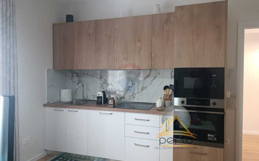 Jepet me qera apartament 1+1 ne rrugen e Elbasanit.