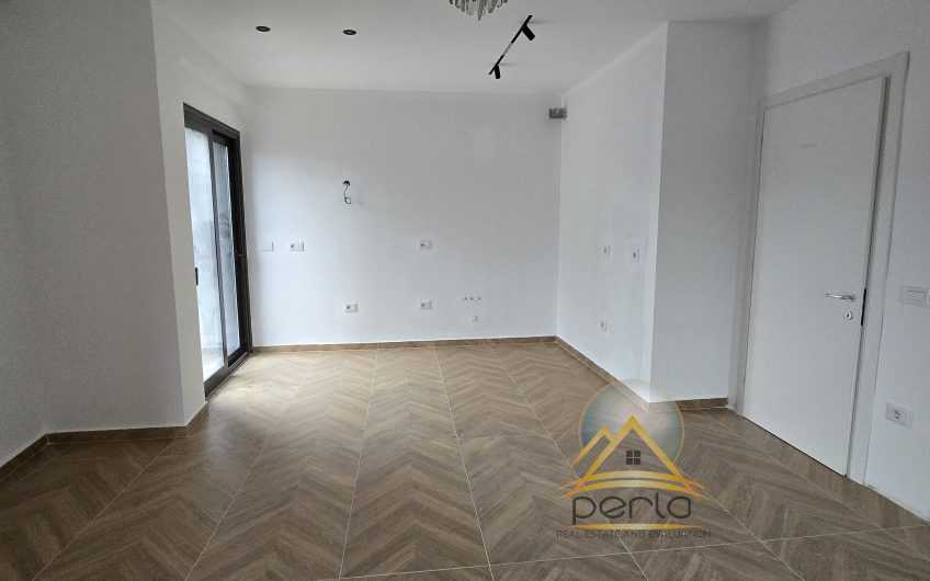 Jepet me qira apartament (1+1) Kompleksi Oasis