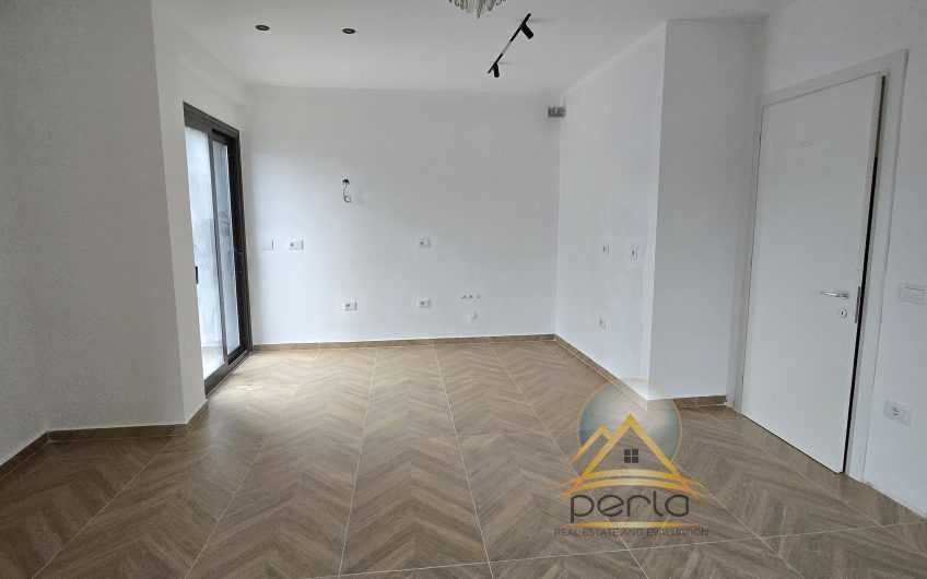 Jepet me qira apartament (1+1) Kompleksi Oasis