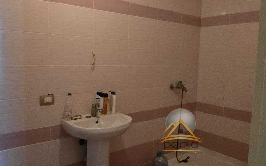 Shitet apartament (2+1+2) Rruga Tedor Keko