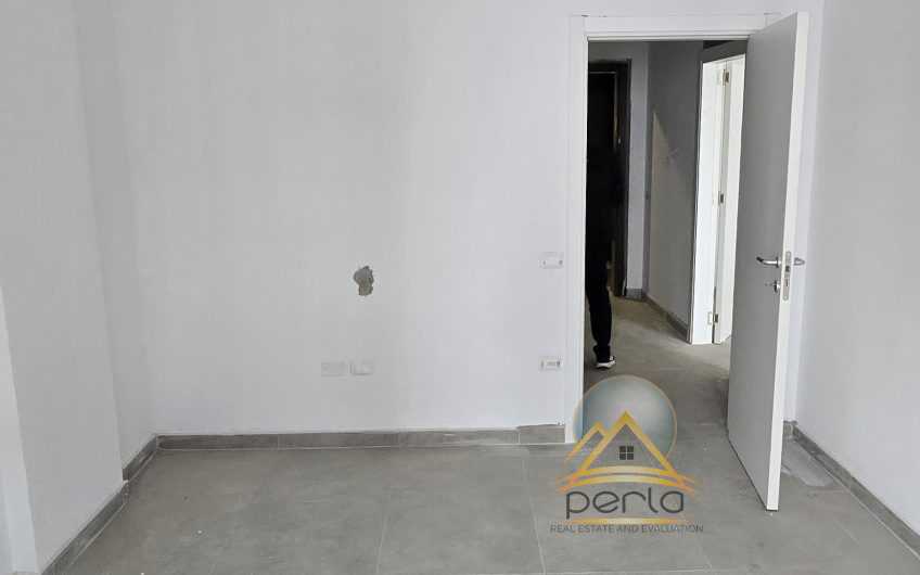 Jepet me qira apartament (per zyra) Liqeni I Thatë, Tiranë