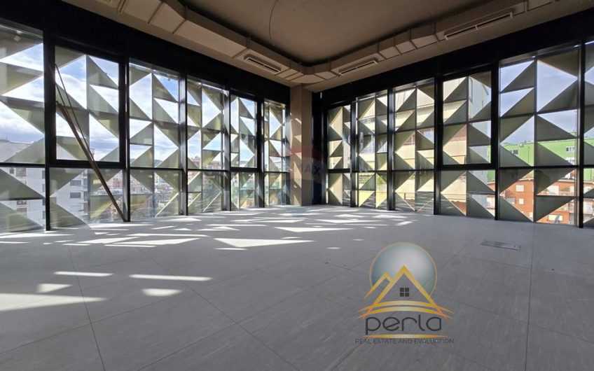Office – For Rent/Lease – Blloku, Tiranë