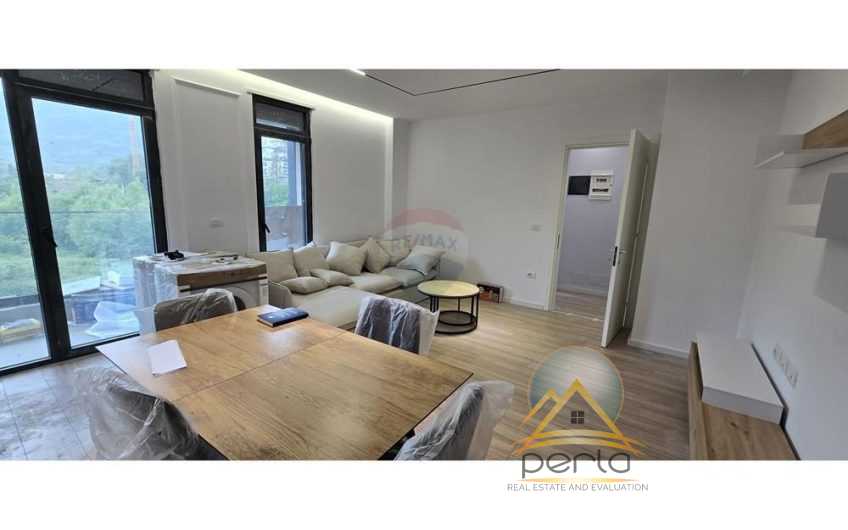 JEPET ME QIRA APARTAMENT  1+1  TE KOPSHTI  ZOOLOGJIK