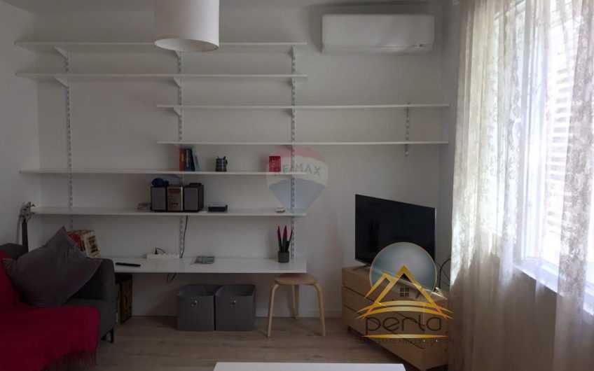JEPET ME QIRA APARTAMENT 1+1 TEK MYSLYM SHYRI