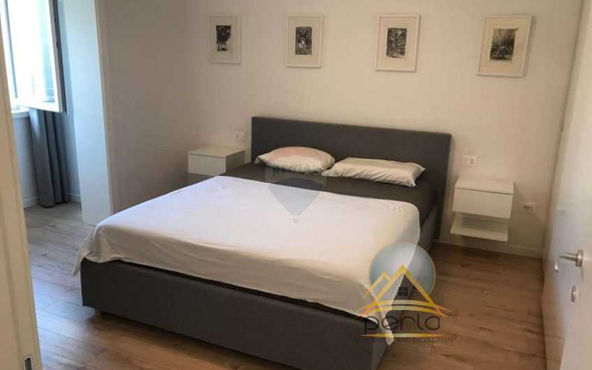 JEPET ME QIRA APARTAMENT 1+1 TEK MYSLYM SHYRI