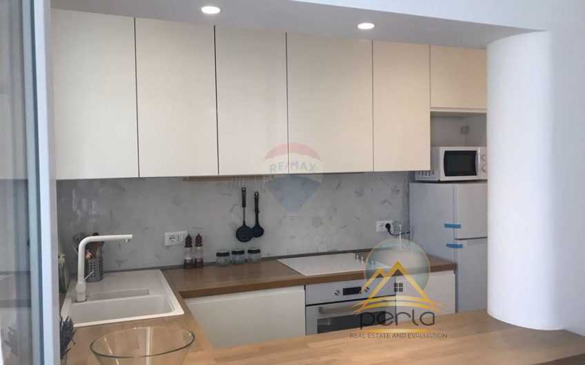 JEPET ME QIRA APARTAMENT 1+1 TEK MYSLYM SHYRI