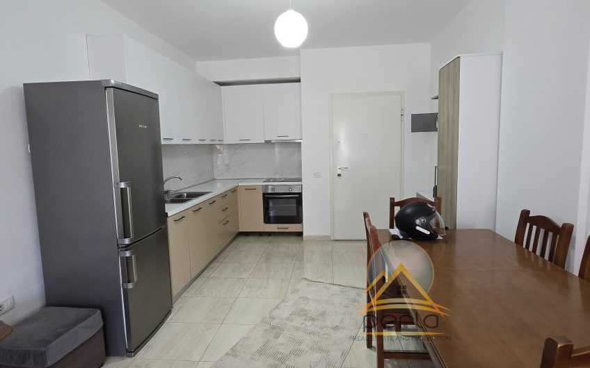 Jepet me qira apartament (2+1) Komune e Parisit