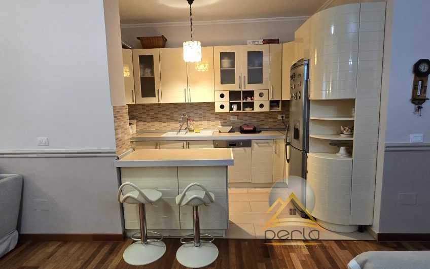 me qira apartament 2+1+2 + postparkim – Kopshti Zoologjik, Tiranë