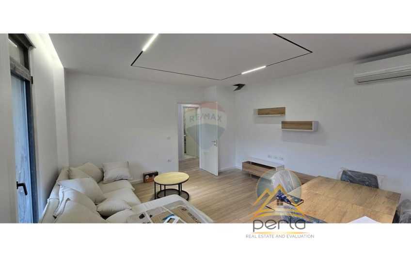 JEPET ME QIRA APARTAMENT  1+1  TE KOPSHTI  ZOOLOGJIK