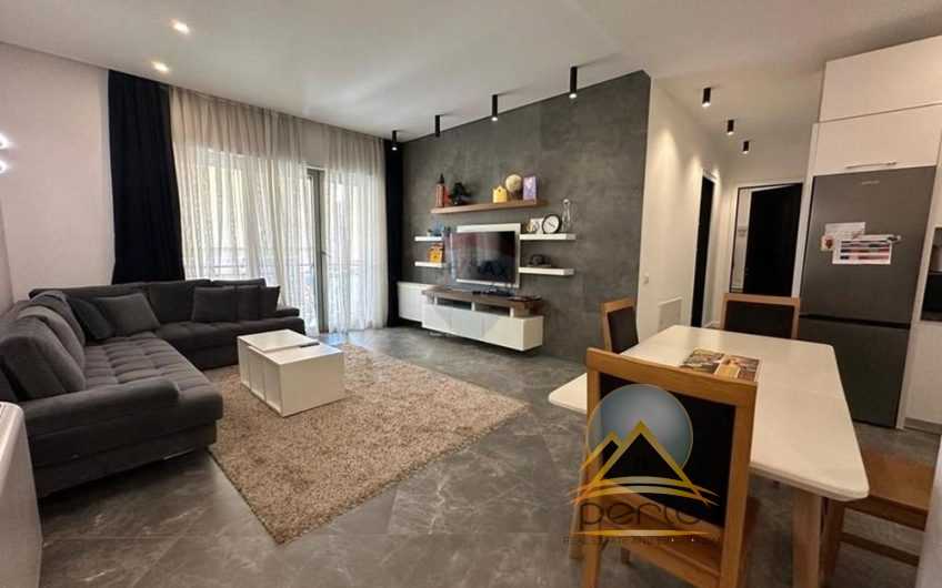 Apartament – Për Qira – Kompleksi Delijorgji, Tiranë