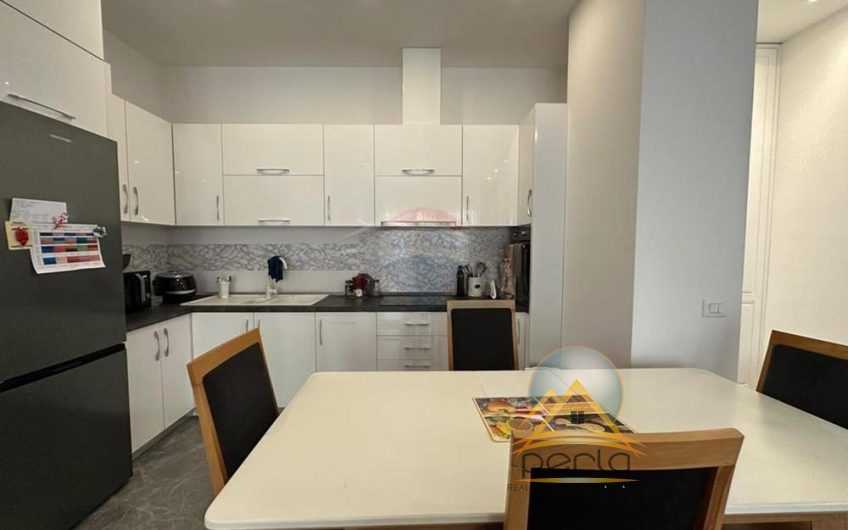 Apartament – Për Qira – Kompleksi Delijorgji, Tiranë