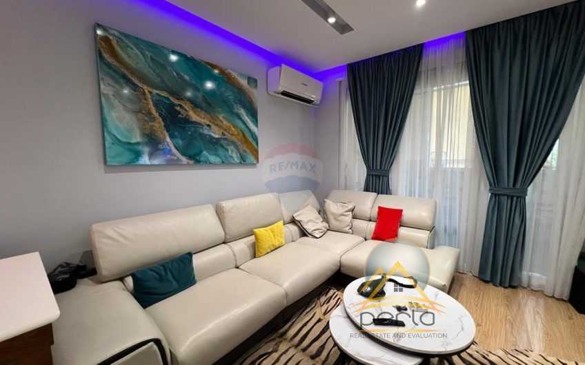 SHITET APARTAMENT 2+1+2 TEK RRUGA ALI DEMI