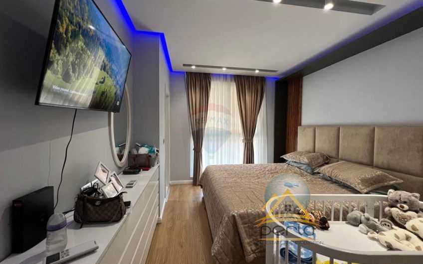 SHITET APARTAMENT 2+1+2 TEK RRUGA ALI DEMI