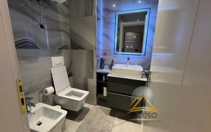 SHITET APARTAMENT 2+1+2 TEK RRUGA ALI DEMI