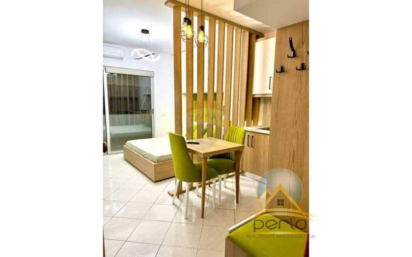 Garsoniere – Për Qira – Qendra Kristal, Tiranë