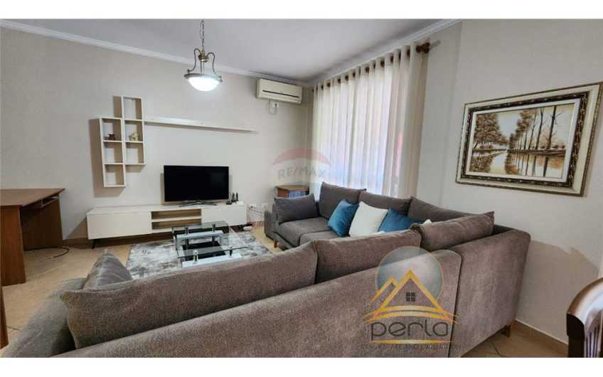 Apartament – Për Qira – Rruga Faik Konica, Tiranë