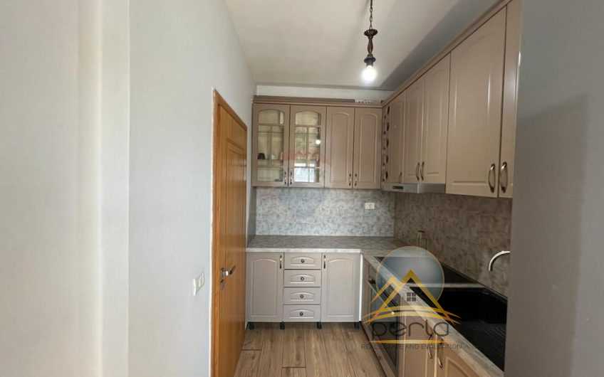 Apartament – Për Qira – Pallati me Shigjeta, Tiranë