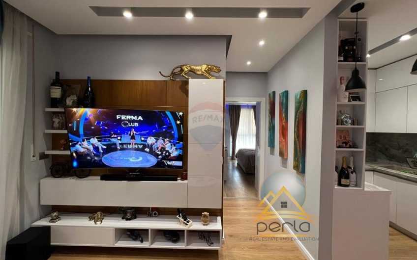 SHITET APARTAMENT 2+1+2 TEK RRUGA ALI DEMI