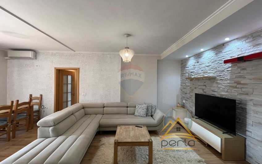 Apartament – Për Qira – Pallati me Shigjeta, Tiranë