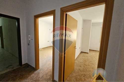 Shitet apartament 1+1 ne Lungomare