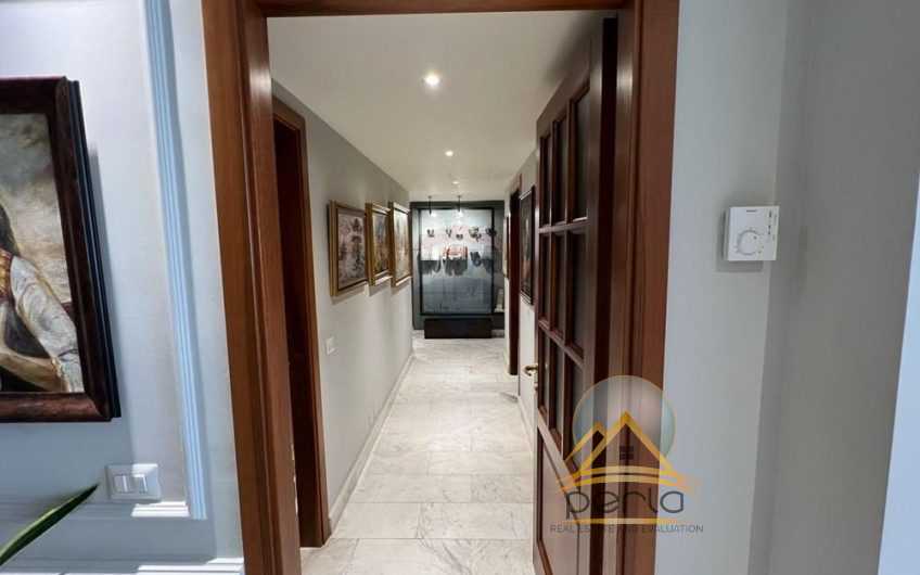 Zyrë – Për Qira – Rruga Abdi Toptani, Tiranë