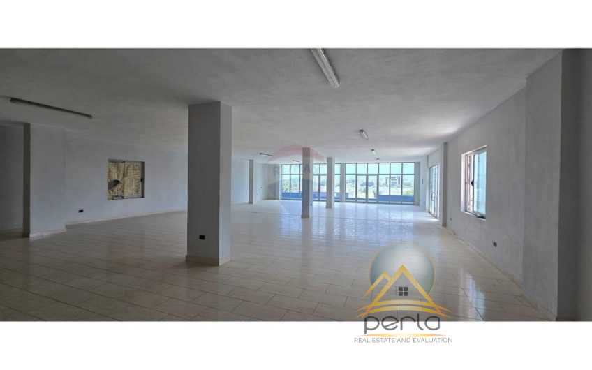 Magazinë/Kapanon – Për Qira – Mëzez, Tiranë