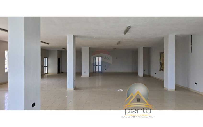 Magazinë/Kapanon – Për Qira – Mëzez, Tiranë