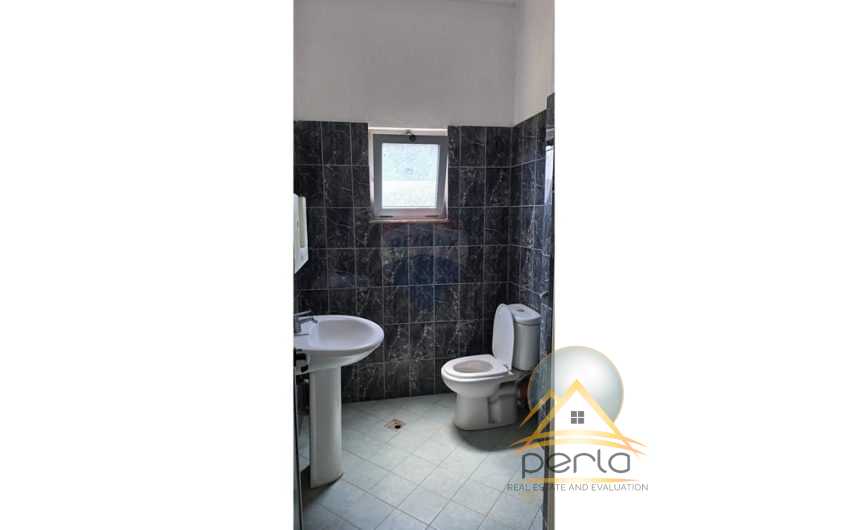 Magazinë/Kapanon – Për Qira – Mëzez, Tiranë
