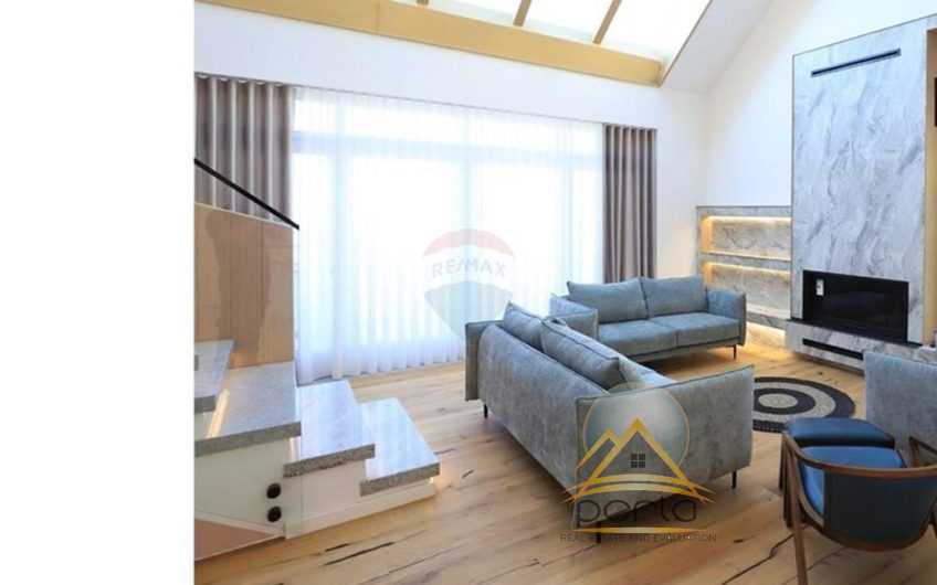 Vilë – Për Qira – Petrelë, Tiranë