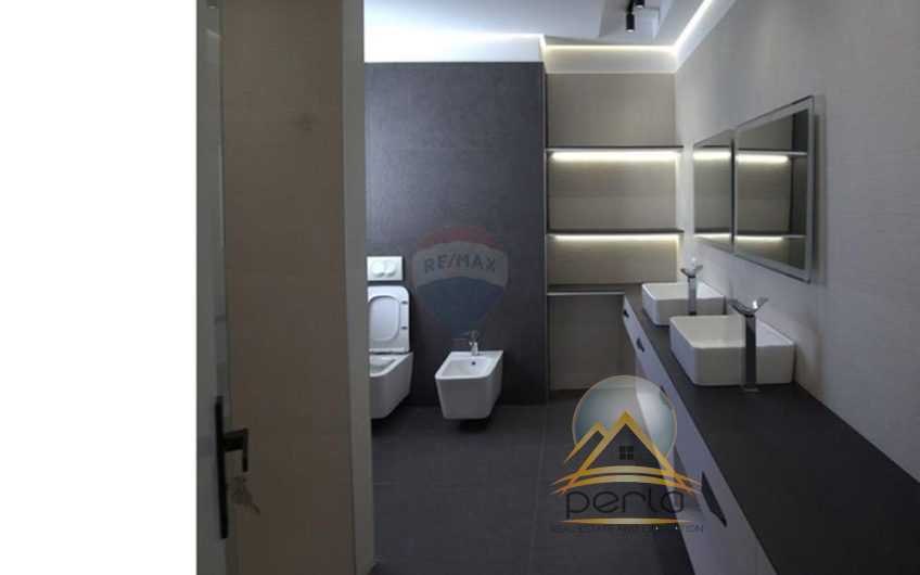 Vilë – Për Qira – Petrelë, Tiranë