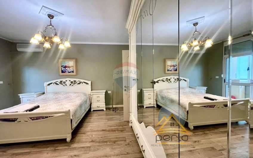 JEPET APARTAMENT PËR QIRA TE ISH EKZPOZITA  MYSLYM  SHYRI TIRANË