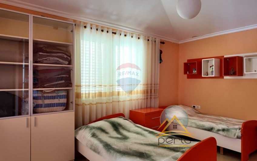 SHITET VILË TE RRUGA SHEFQET KUKA FRESK TIRANË