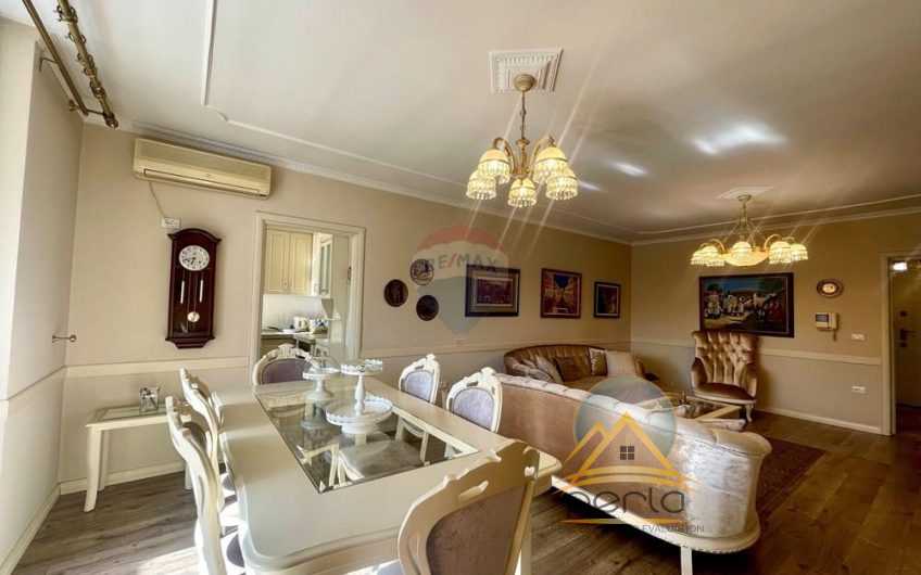 JEPET APARTAMENT PËR QIRA TE ISH EKZPOZITA  MYSLYM  SHYRI TIRANË