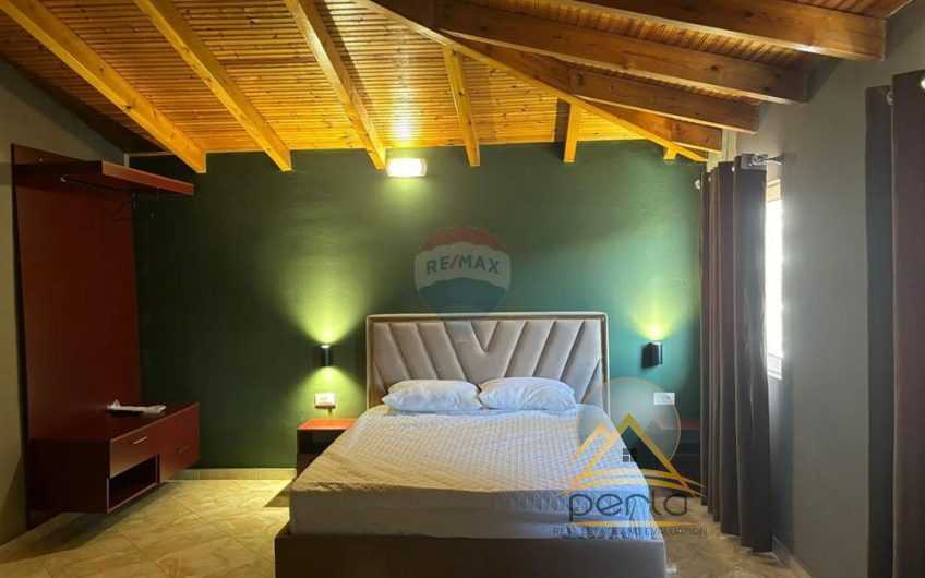 Shitet penthouse 3+1 në Sarandë me pamje nga deti