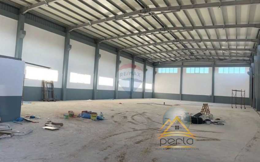 JEPET MAGAZINËPER QIRA TE AUTOSTRADA TIRANË DURRES VORË